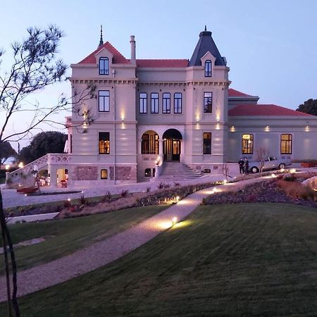 Vila Foz Hotel & Spa - Member Of Design Hotels Porto Luaran gambar The main building of the university