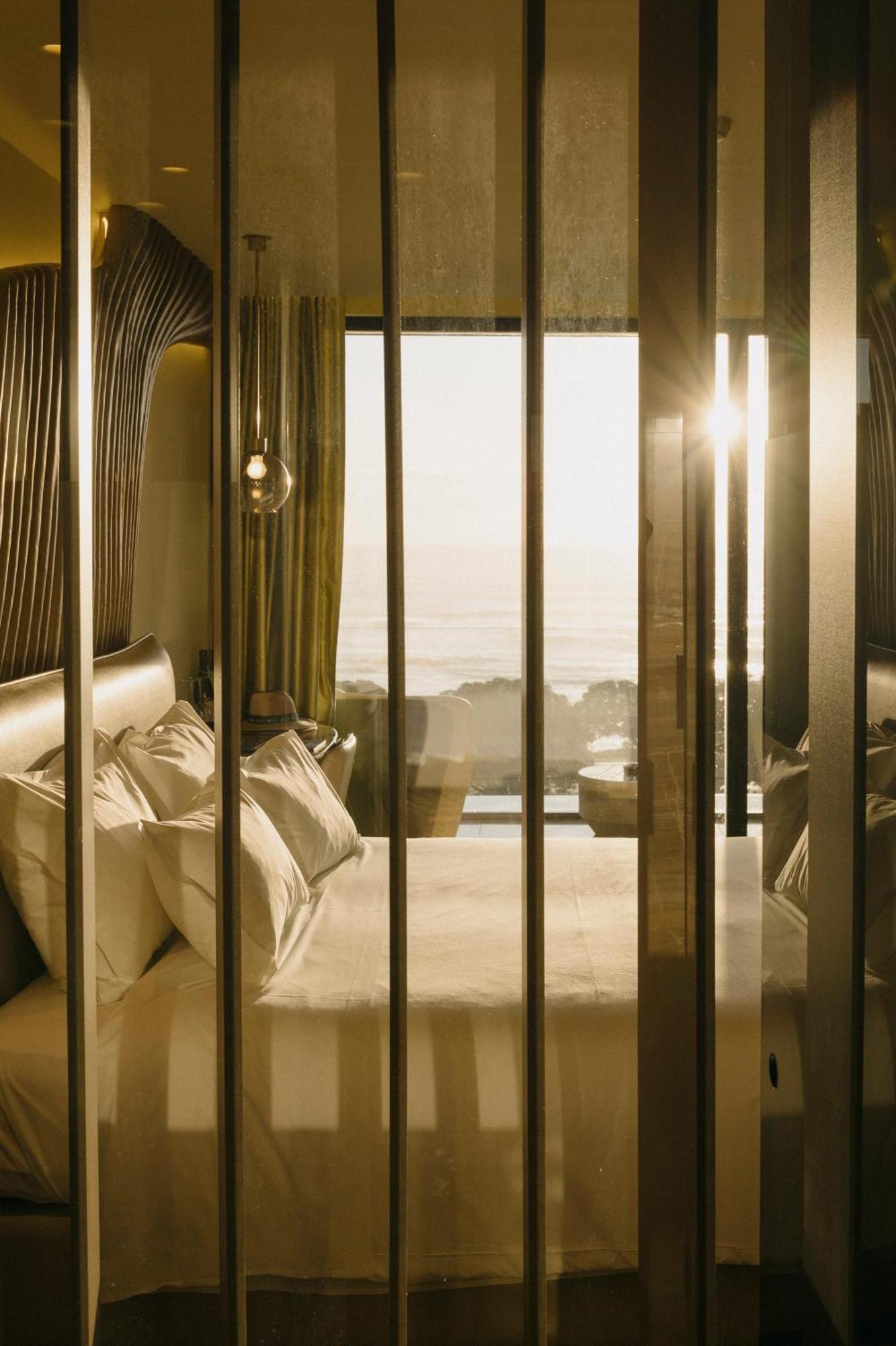 Vila Foz Hotel & Spa - Member Of Design Hotels Porto Luaran gambar The Standard East Village