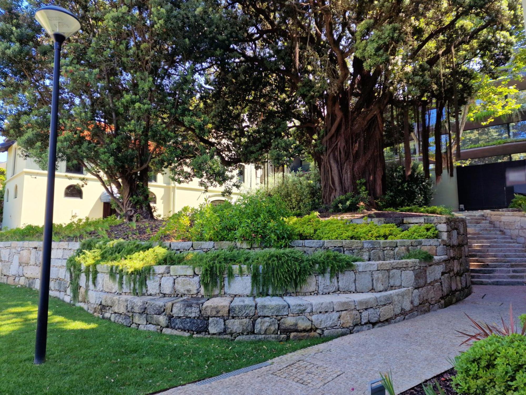 Vila Foz Hotel & Spa - Member Of Design Hotels Porto Luaran gambar The Amphitheater at the University of California, Berkeley